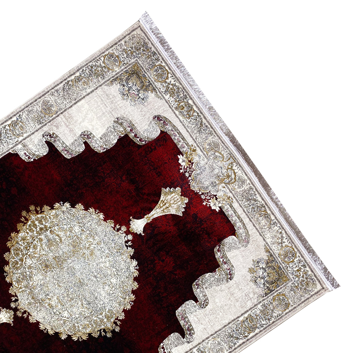 Rug 170x240 cm, angled: red central area with a white gold medallion and decorative border.