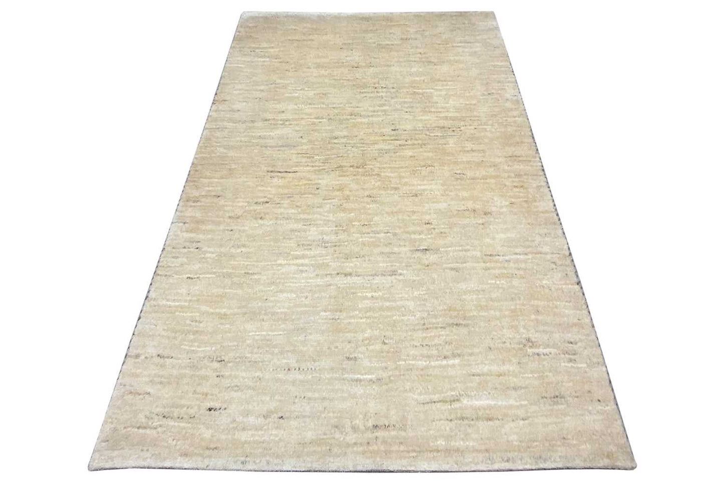 Gabbeh rug 150x101 cm, front view from an oblique angle, flat weave structure