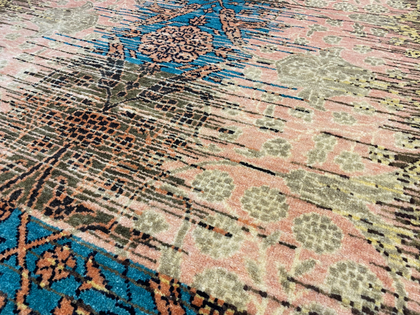 Moderner Teppich 241x174 cm
