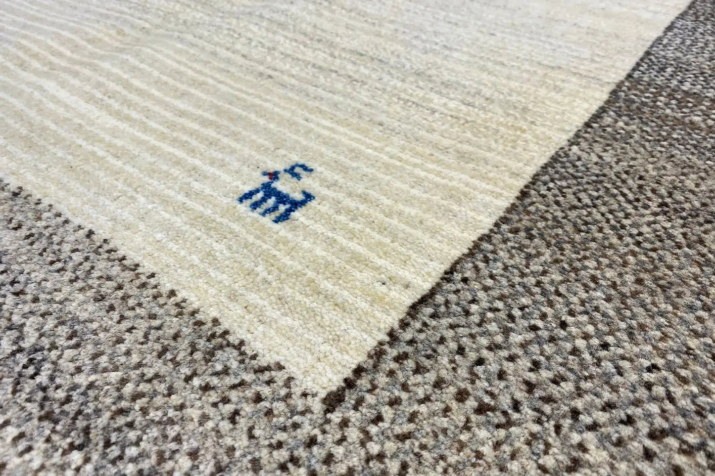 Gabbeh (217x139cm) - German Carpet Shop