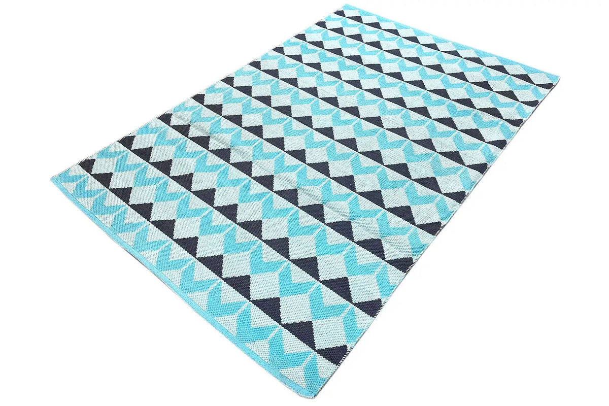 Modern square kilim rug with a geometric zigzag pattern in blue and black