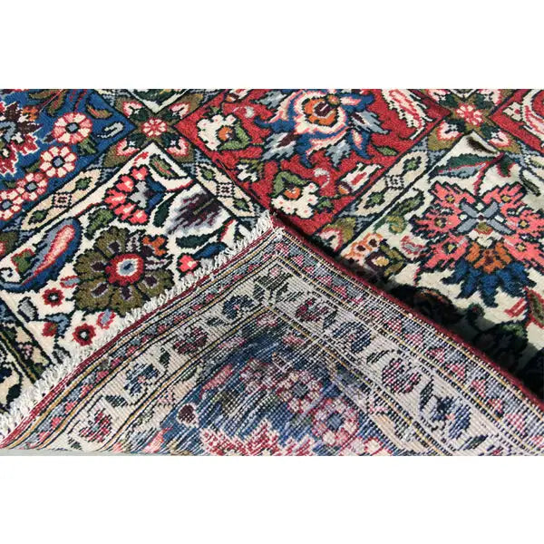 Bakhtiari - (148x100 cm) - German Carpet Shop