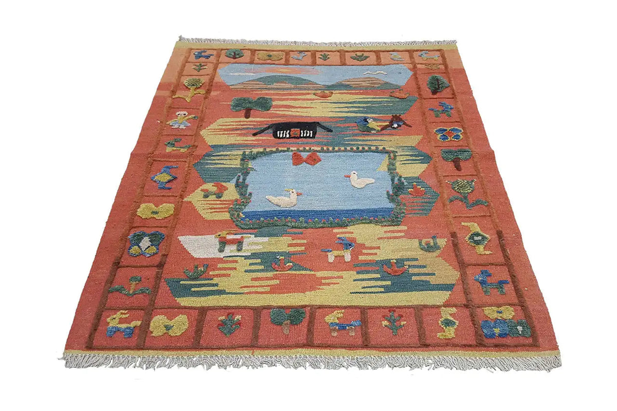 Kilim rug in brick red with a floral pattern and figurative motifs, fringes
