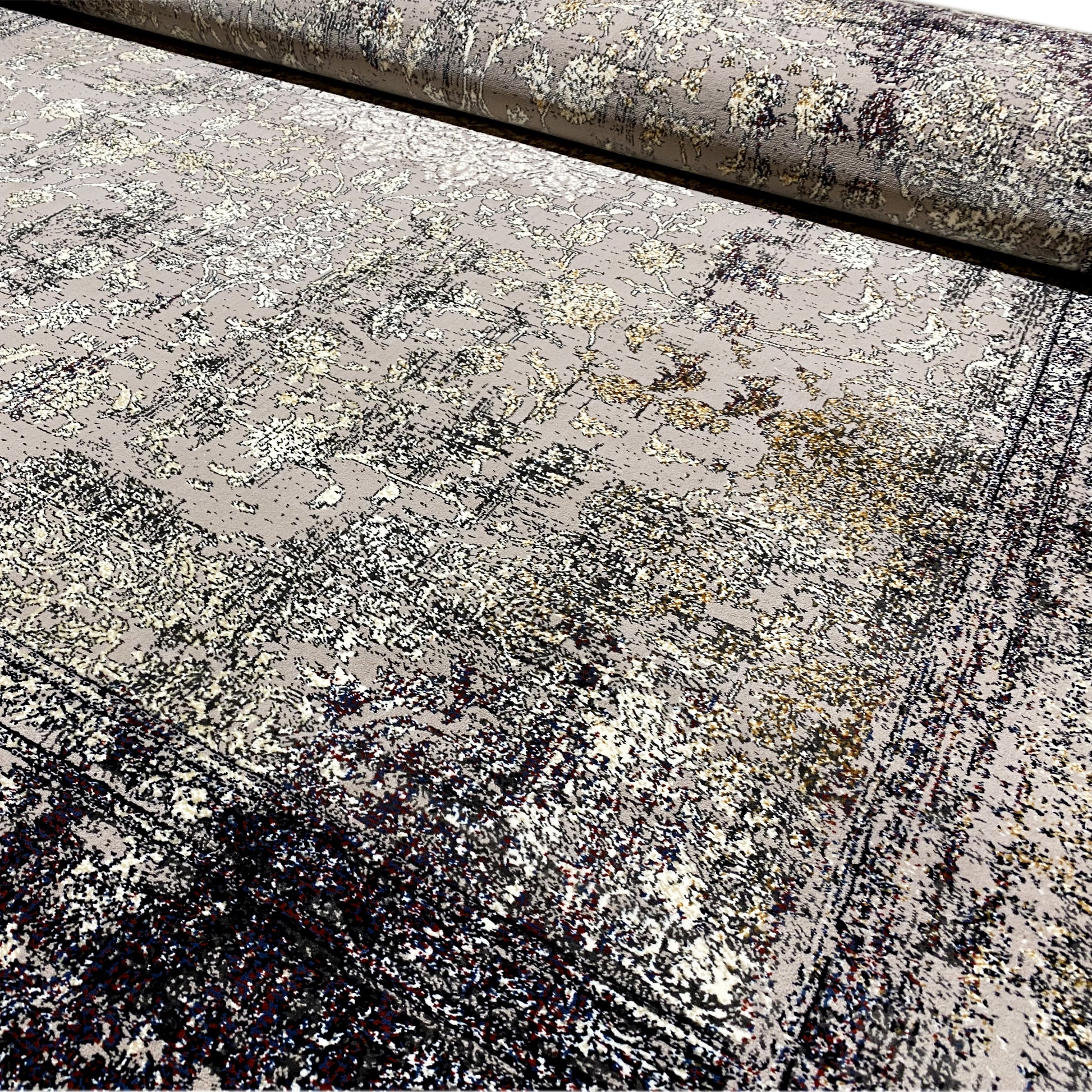 Hochwertiger Teppich in Grau-Schwarz im traditionellen Muster für elegante Einrichtung