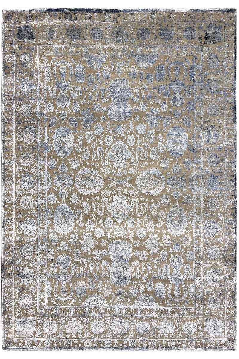 Designer carpet (246x175cm)
