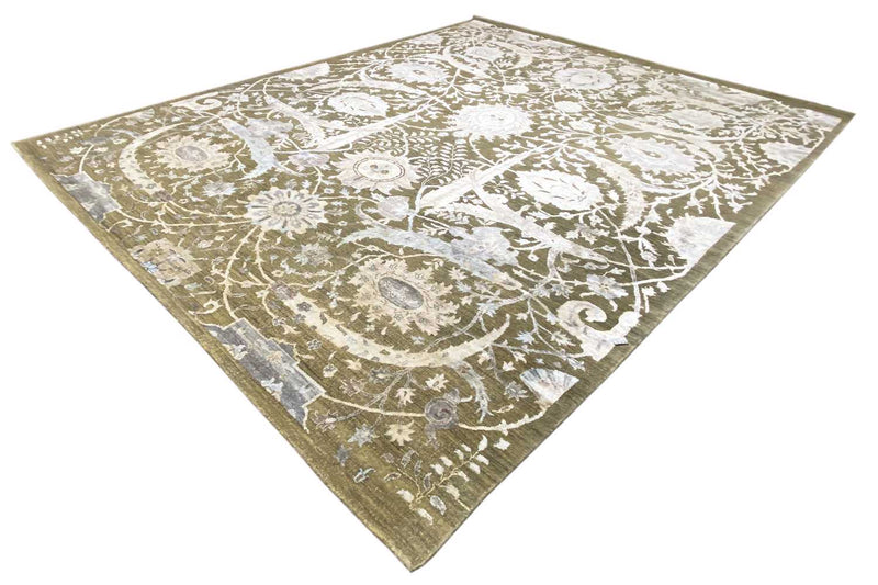 Designer carpet (370x275cm)