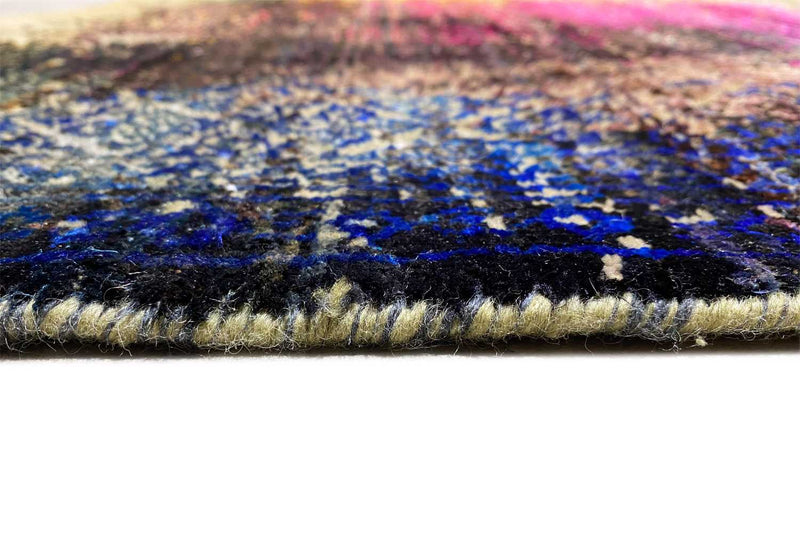 Designer carpet (240x171cm)