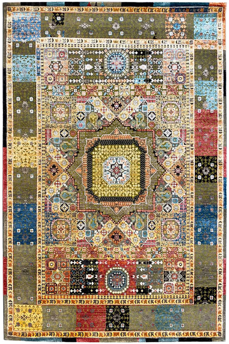 Designer carpet (238x171cm)