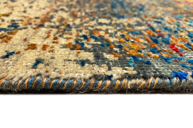 Designer carpet (239x171cm)