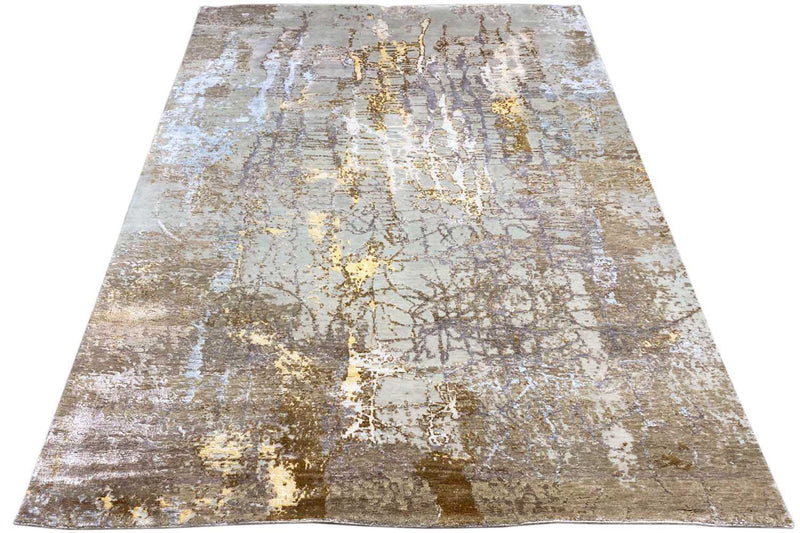 Designer carpet (241x172cm)