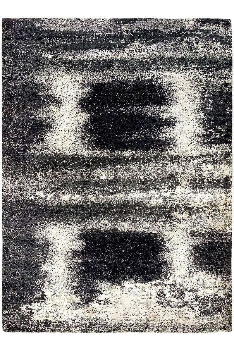 Designer carpet (239x179cm)
