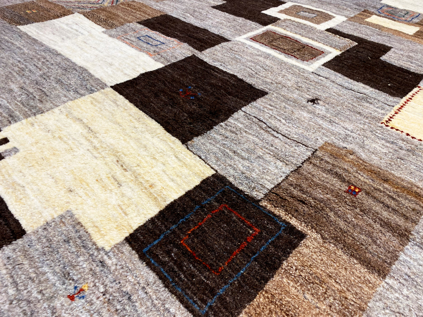 Gabbeh Rug 291x204 cm