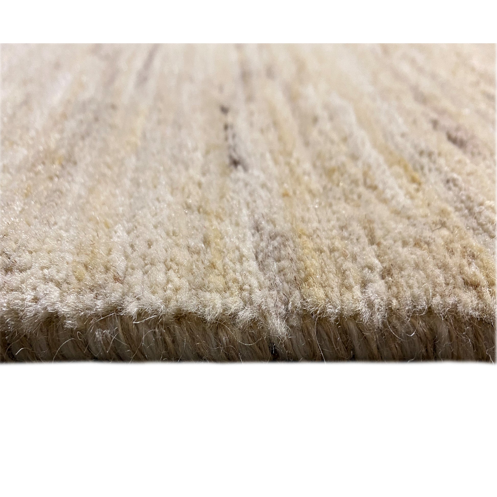 Pflanzengefärbter Teppich Wohnzimmer