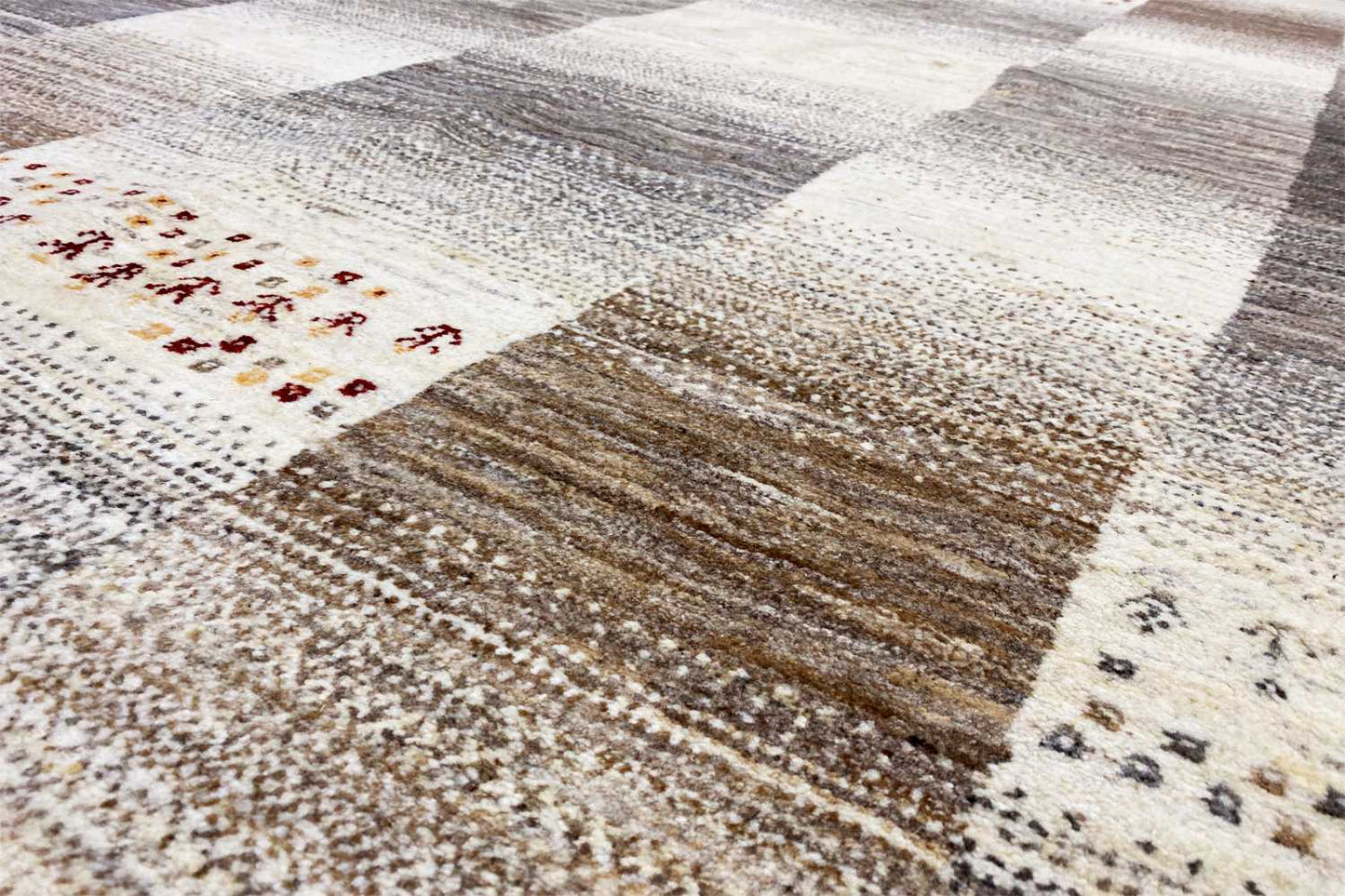 Gabbeh-Teppich (170x240 cm / 6x8 ft) - Authentischer persischer Wollteppich - German Carpet Shop