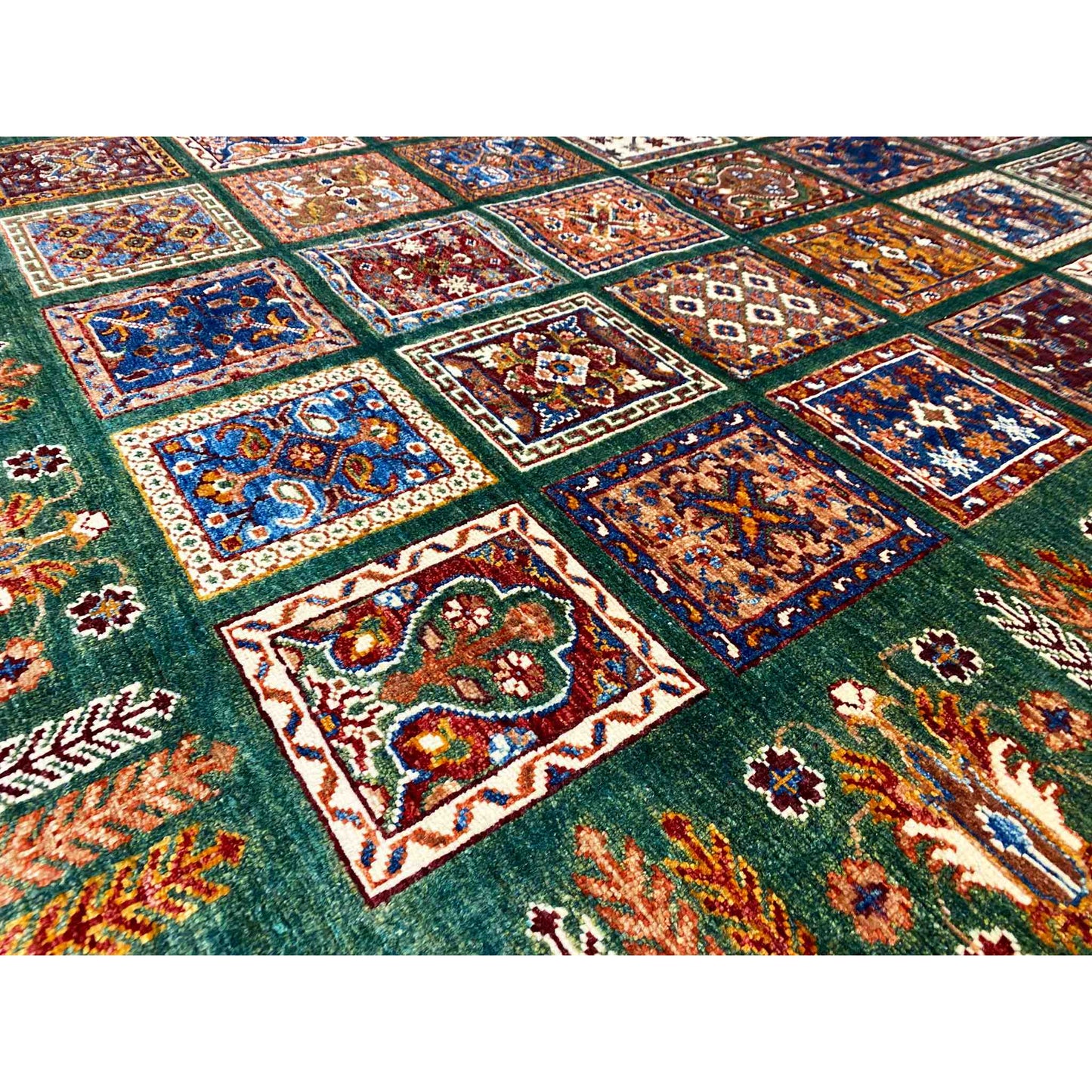 Handgeknüpfter Khorjin Teppich - Grüner Wollteppich, 212x159 cm - German Carpet Shop