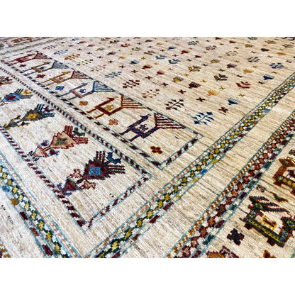 Khorjin Teppich - Helle Eleganz & Stammesmotive, 207x157 cm - German Carpet Shop