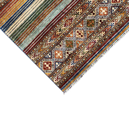 Khorjin Teppich - Lebhafte Streifen & Rautenmotive, 201x157 cm - German Carpet Shop