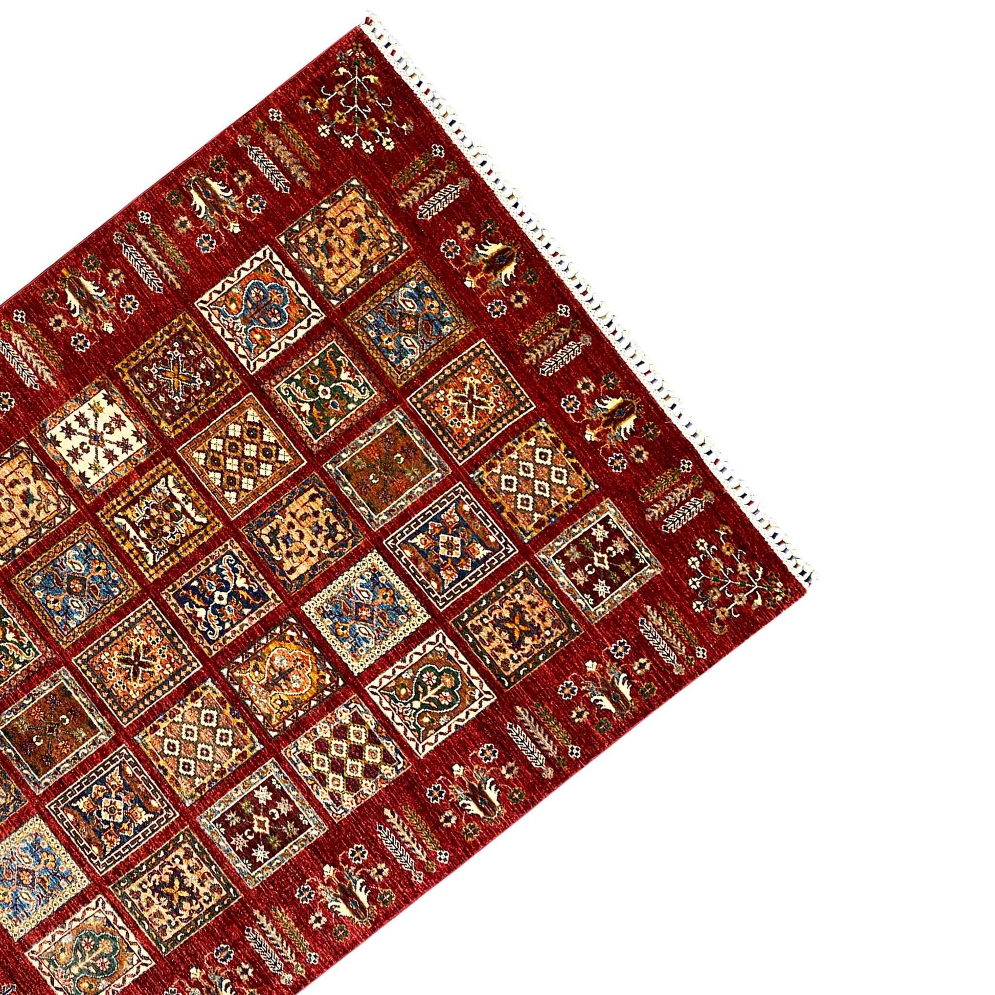 Khorjin Teppich - Rotes Paneeldesign, Komplizierte Motive, 214x160 cm - German Carpet Shop