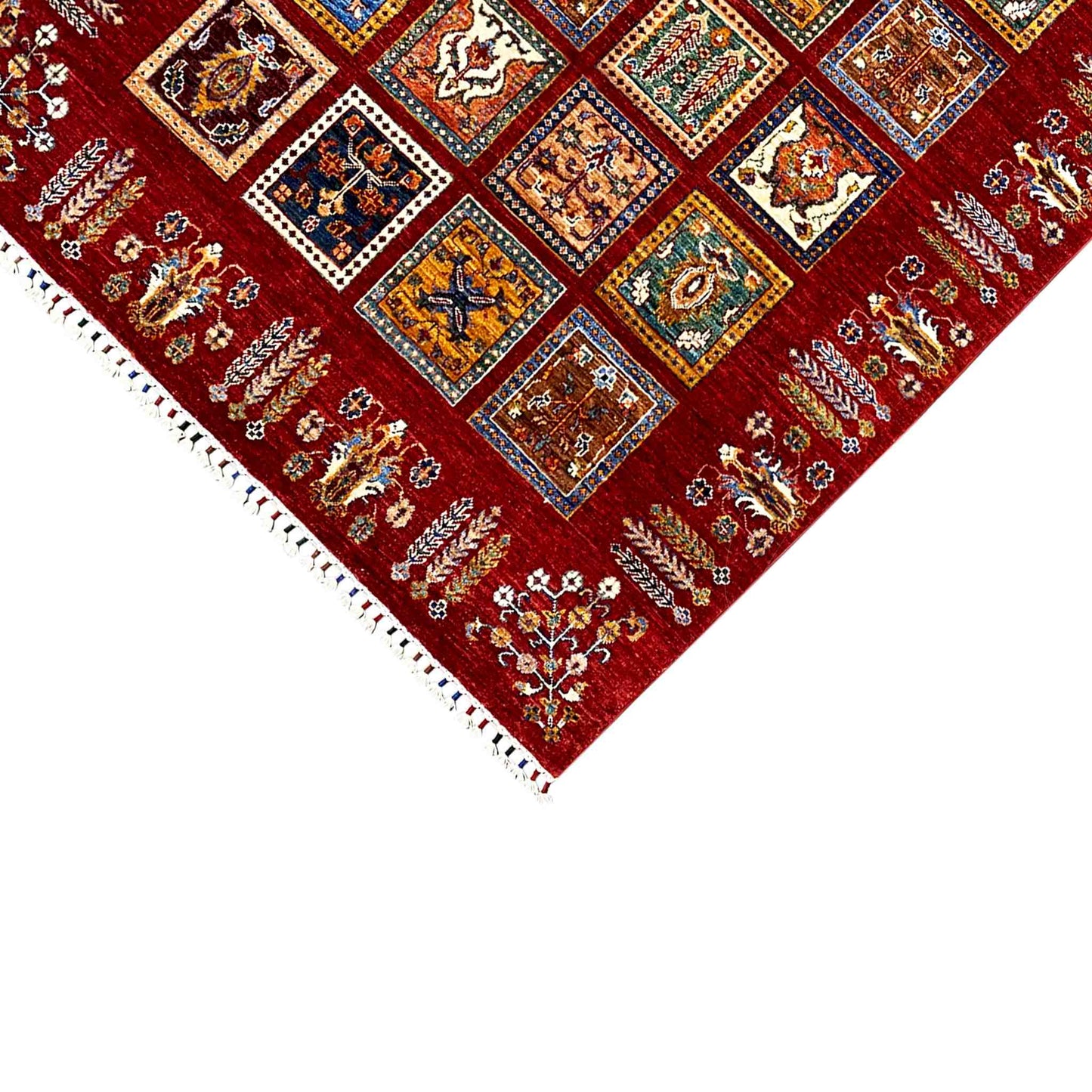 Khorjin Teppich - Reiches Rotes Paneeldesign, Komplizierte Motive, 210x157 cm - German Carpet Shop