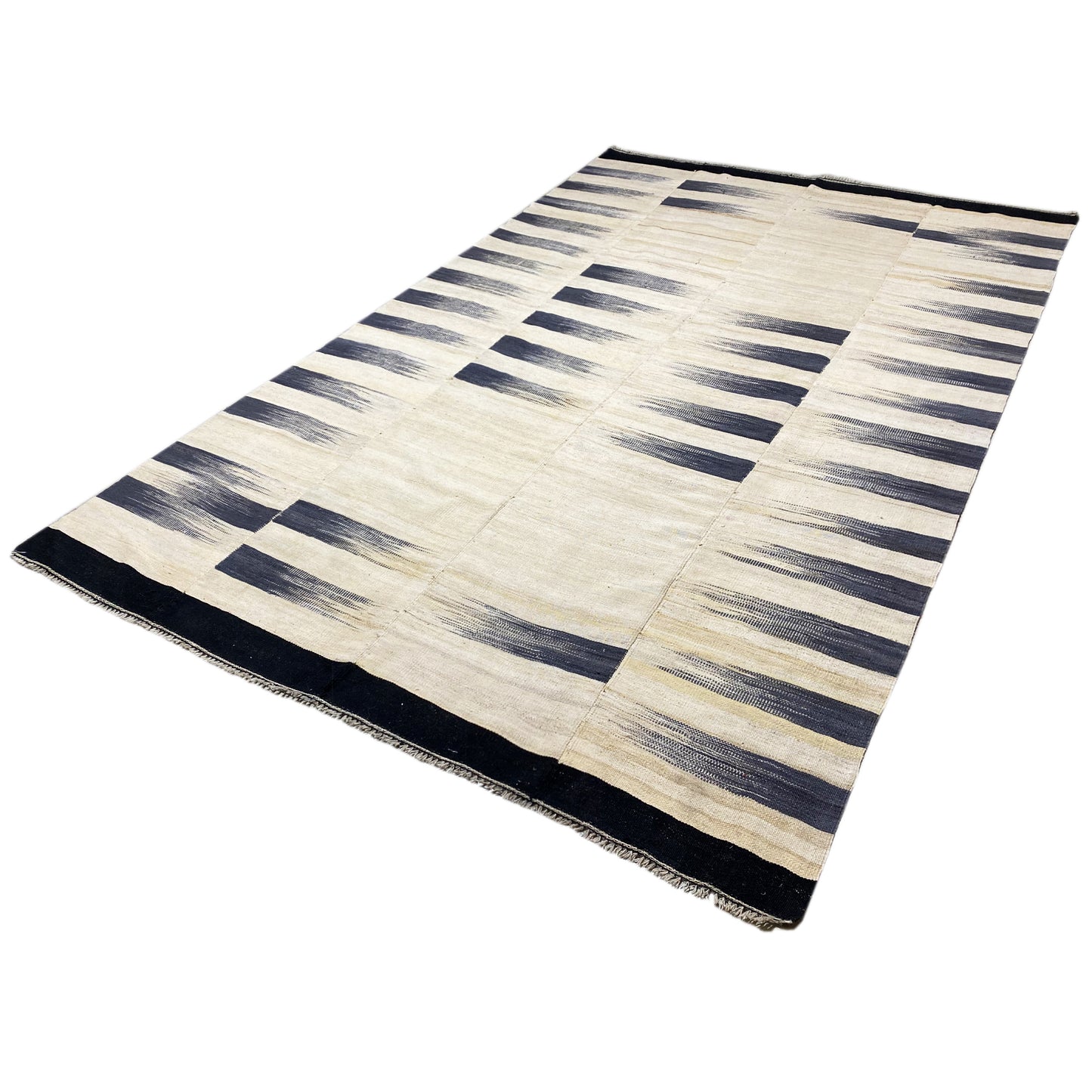 Persian Kilim - 315x198 cm