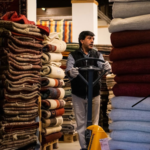 Discover Authentic Gabbeh Carpet & Kelim Rugs at German Carpet Shop