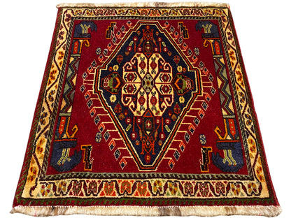 Poshti rug (59×61 cm) in red with central medallion, decorative border and fringes