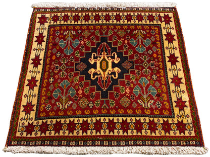 Rug 60x58 cm in red: oriental border ornament, black central medallion, fringes