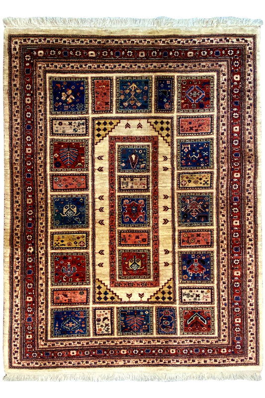 Qashqai - Klassisch (198x139 cm) - German Carpet Shop
