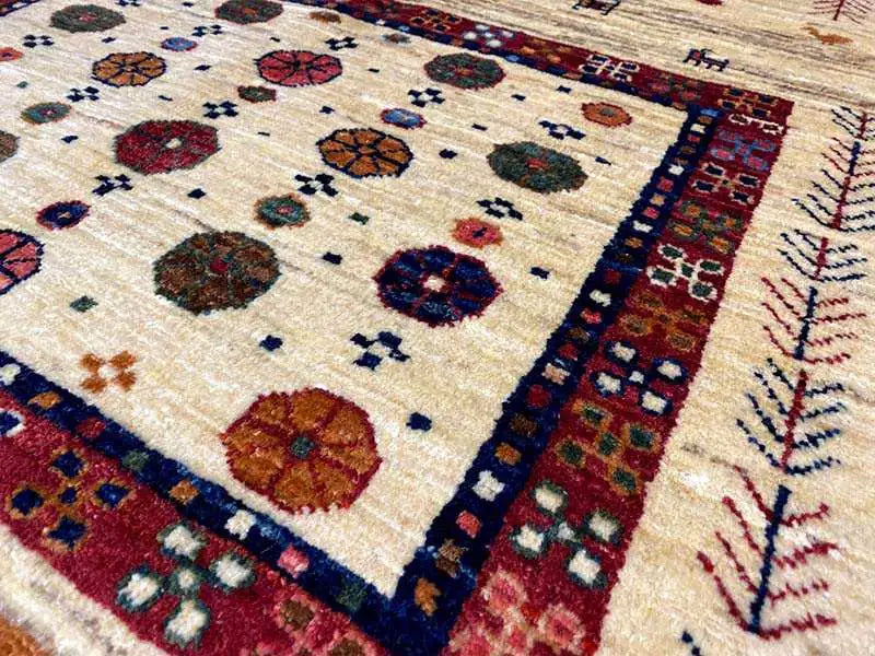 Qashqai Exklusiv (92x89cm) - German Carpet Shop