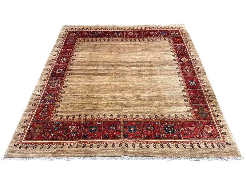 Qashqai Exklusiv (267x230cm) - German Carpet Shop
