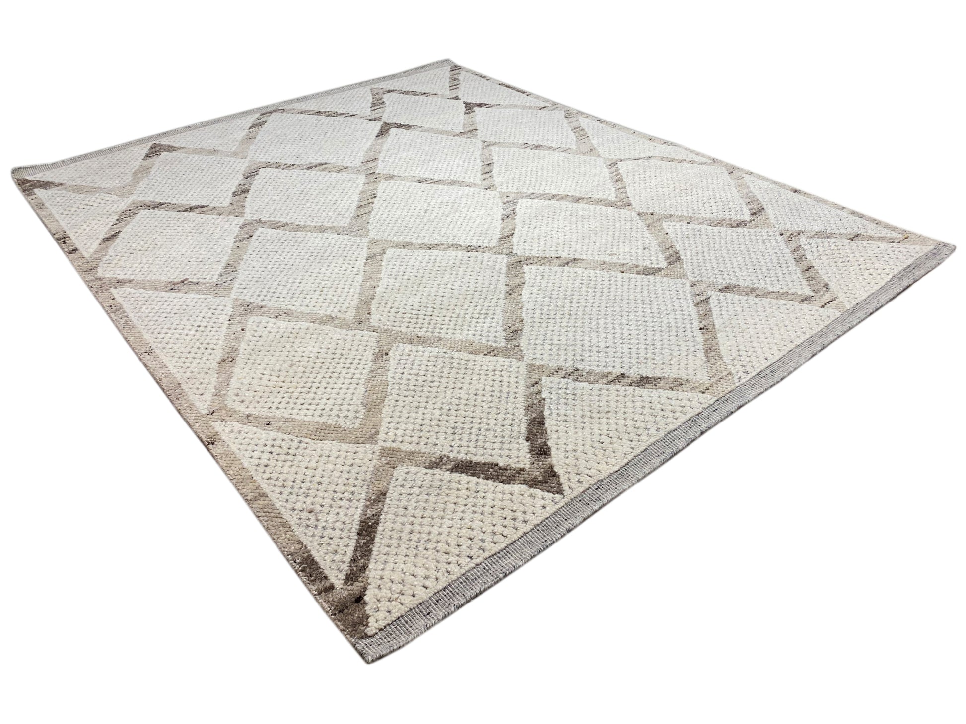 Moderner skandinavischer Berberteppich mit Rautendesign