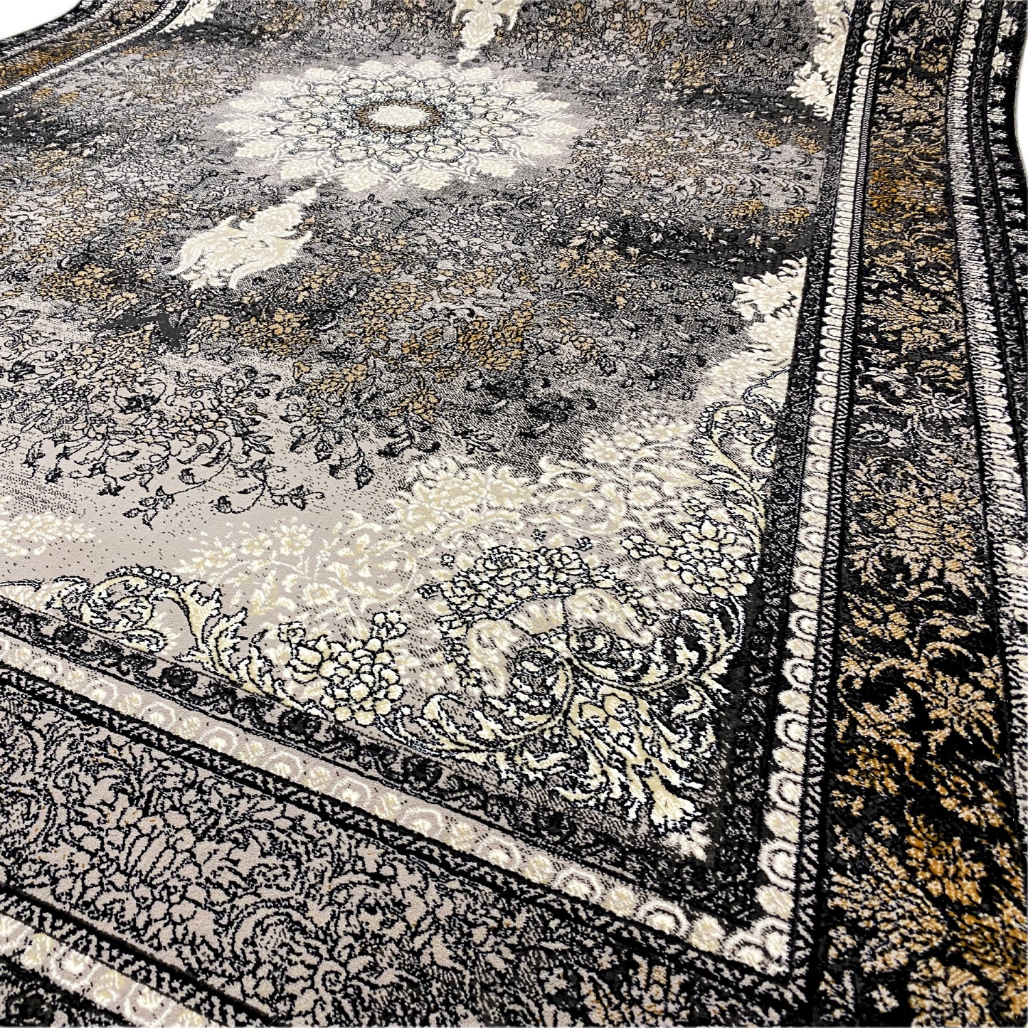 Schwarz-grauer Polypropylen Teppich, maschinengewebt für Langlebigkeit, aufwendiges Medaillon-Design.