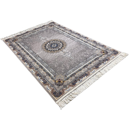 Maschinell hergestellter Teppich in Anthrazit mit eleganten beigen floralen Mustern, perfekt für den Essbereich.