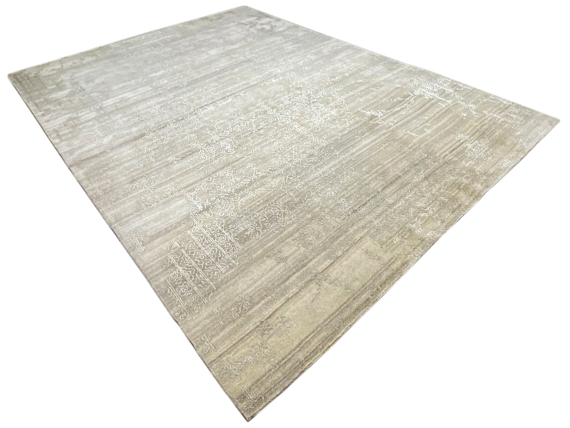 Hochwertiger handgefertigter Teppich mit leichtem Viskoseglanz