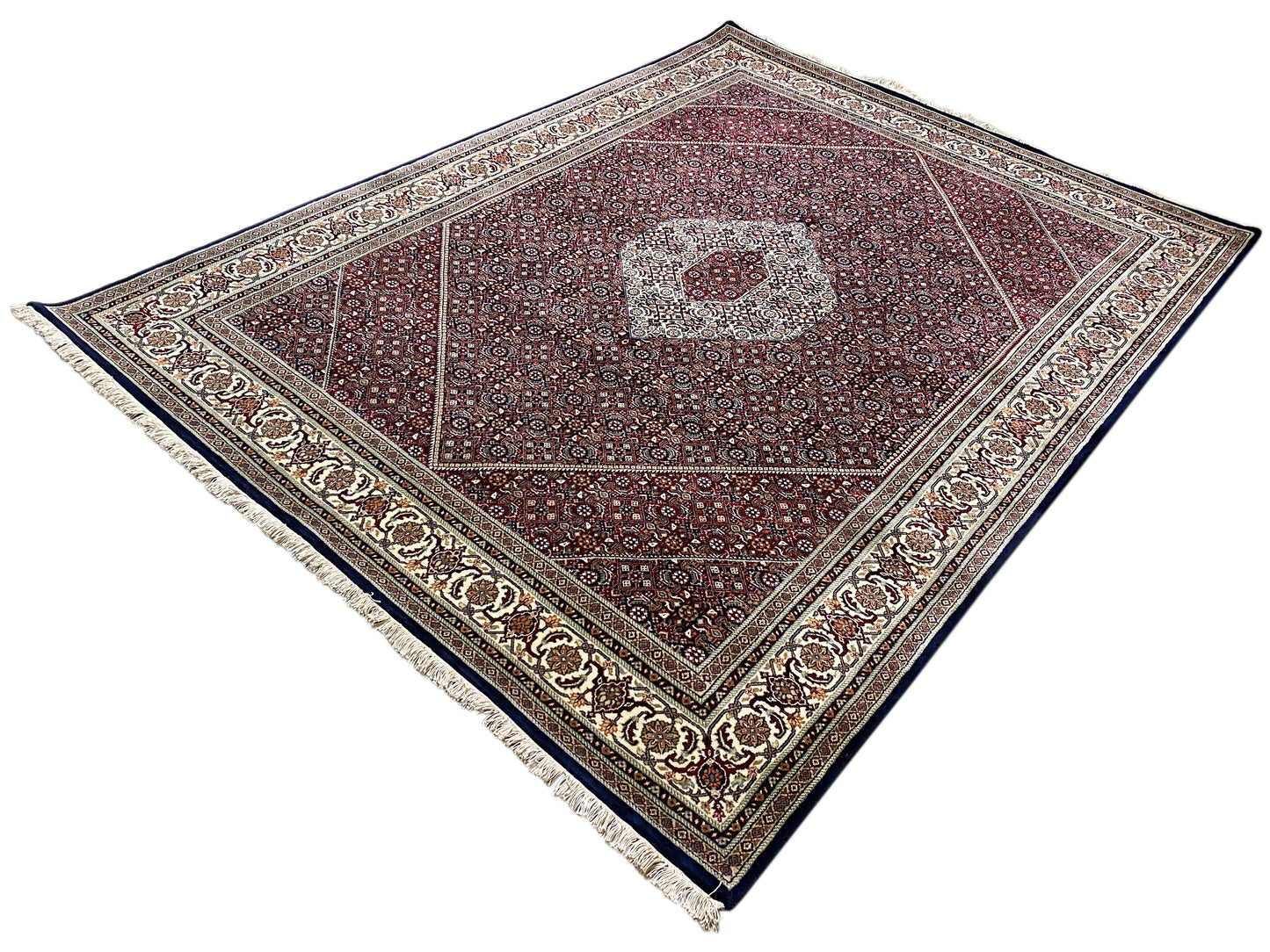 Orientteppich Bidjar 243x180 cm mit geometrisch-floralem Muster und Bordüre