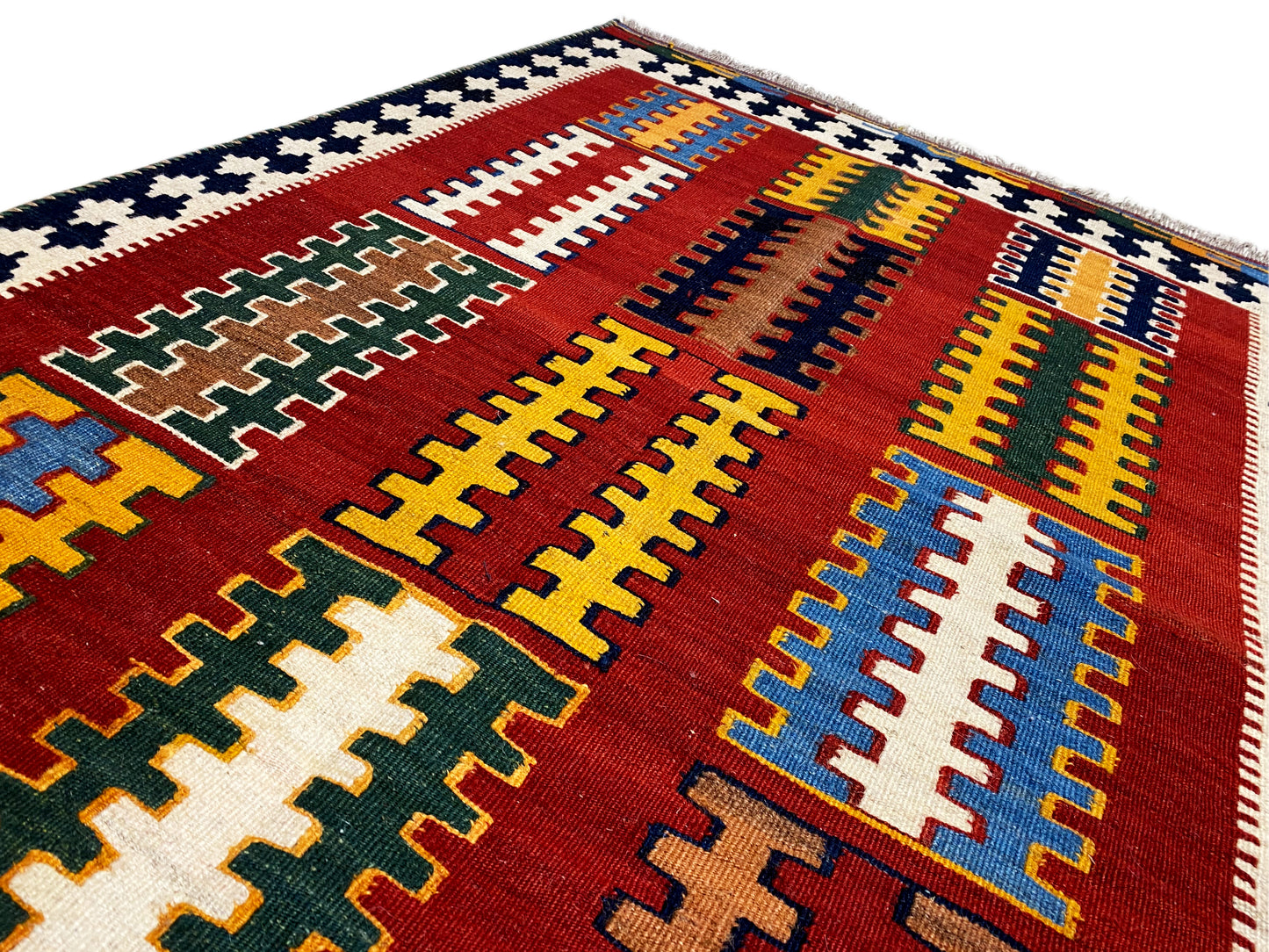 Qashqai Teppich geometrisch mit Bordürenmuster aus echter Schurwolle