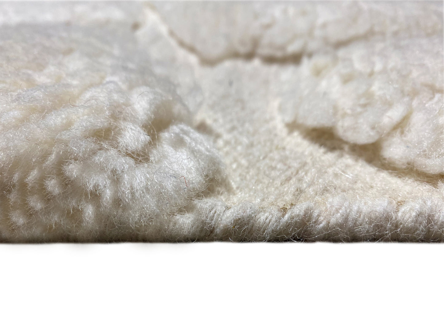 Moderner Boho Berberteppich aus reiner handgeknüpfter Wolle