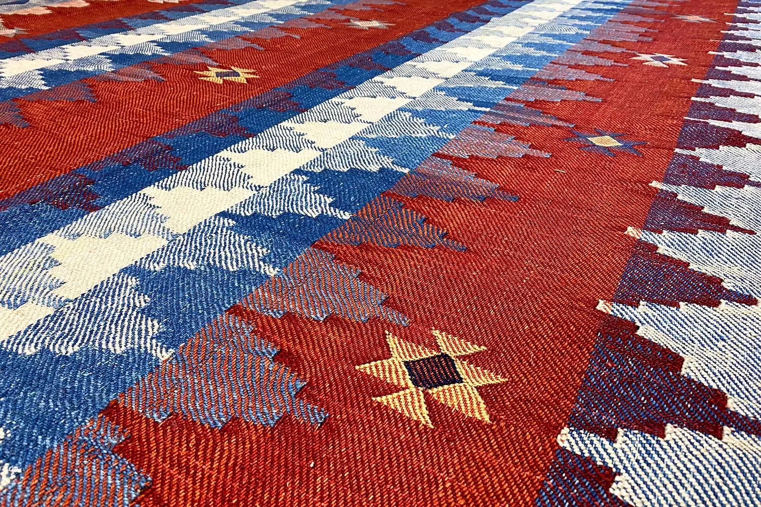 Jajim Exclusive 201979- (272x184 cm) - German Carpet Shop