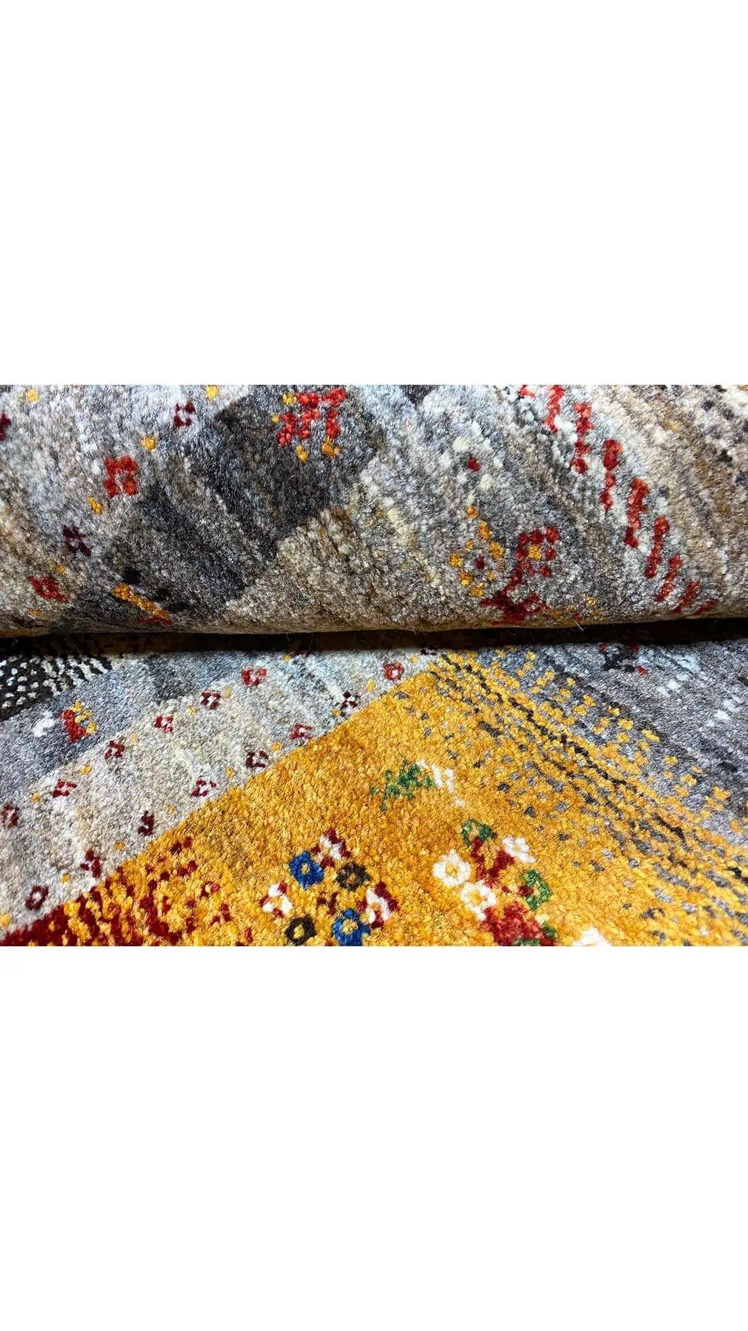  Gabbeh - (197x138 cm) - Premium Gabbeh from German Carpet Shop - Just €990! Shop now at German Carpet Shop