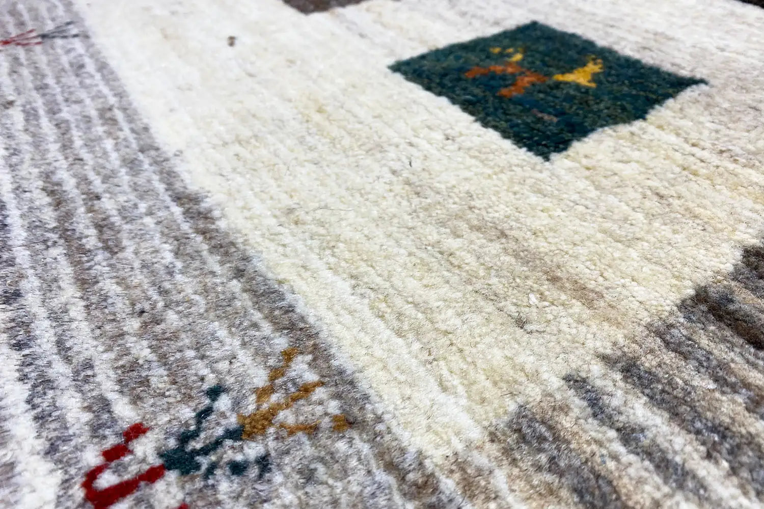 Gabbeh - (117x85cm) - German Carpet Shop