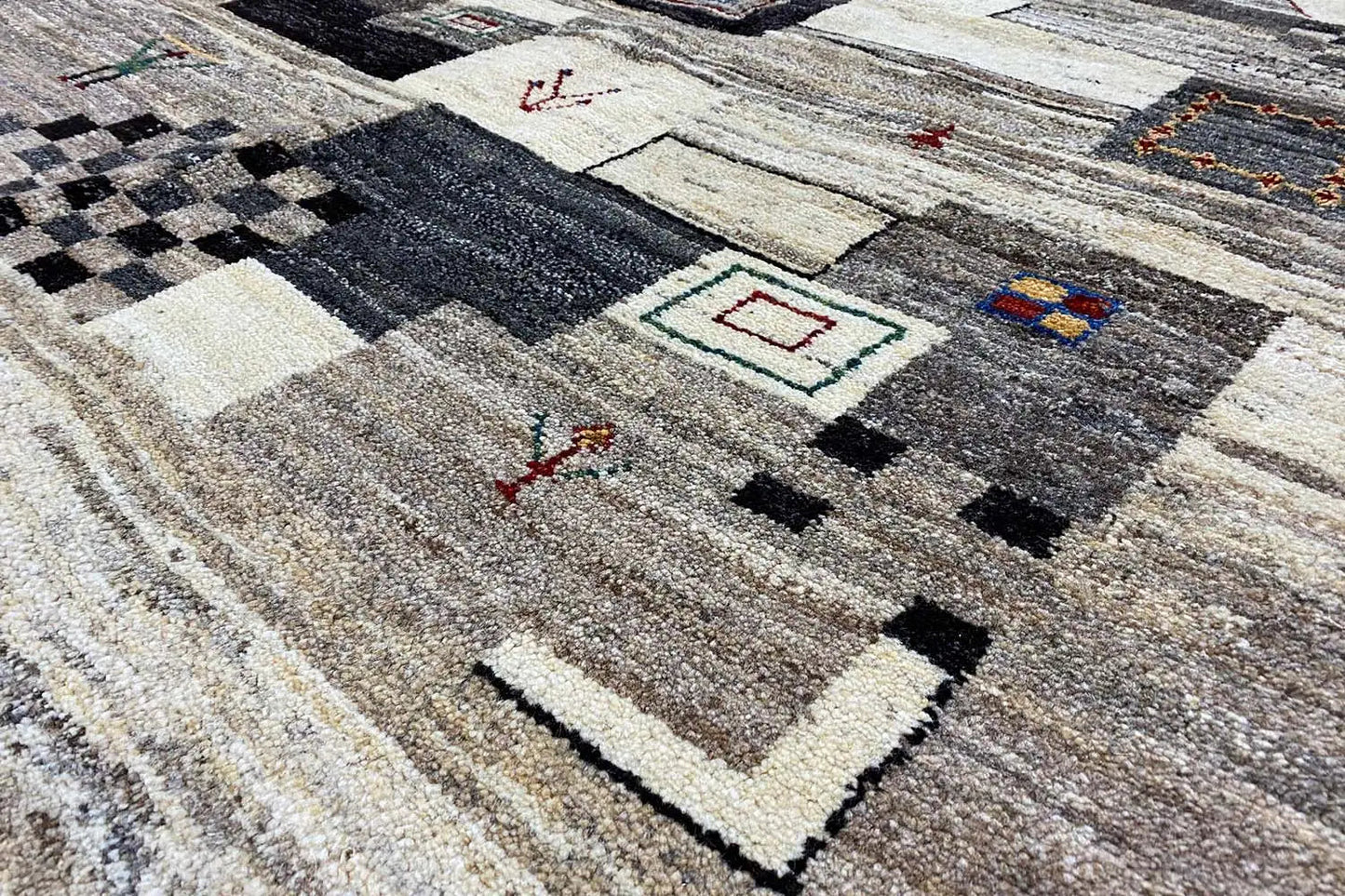 Gabbeh - (194x153cm) - German Carpet Shop