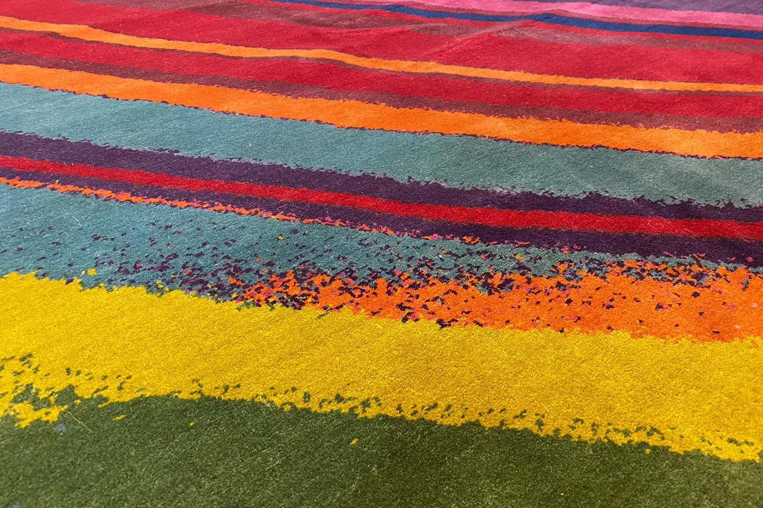 Designer Rug by Pascal Walter - Curve (305x253 cm) - German Carpet Shop