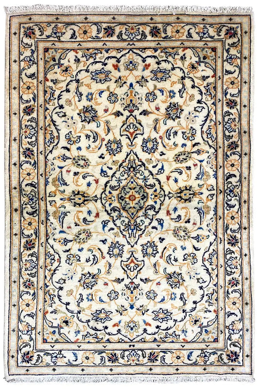  Keshan - Beige (147x103cm) - Premium Teppich from German Carpet Shop - Just €349! Shop now at German Carpet Shop