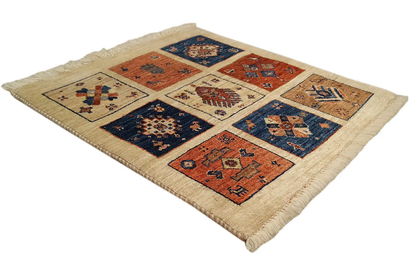 Qashqai Exklusiv (61x56cm) - German Carpet Shop