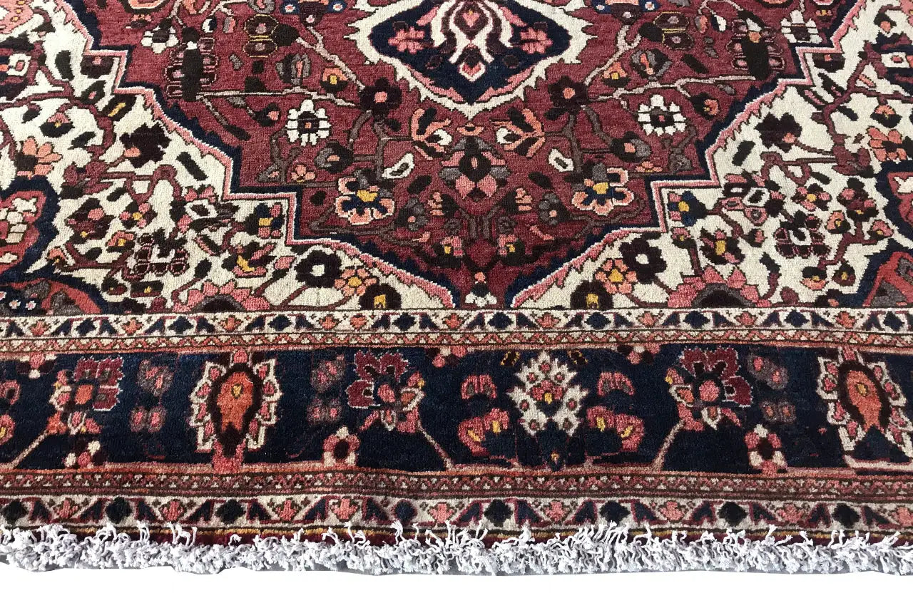Bakhtiari (306x207 cm) - German Carpet Shop