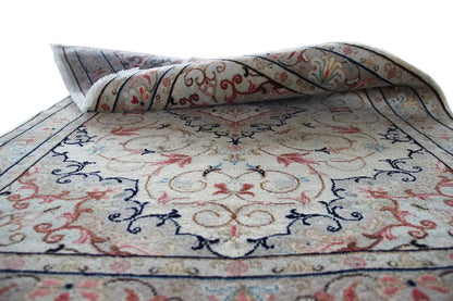 Keshan - Beige (147x102 cm) - German Carpet Shop