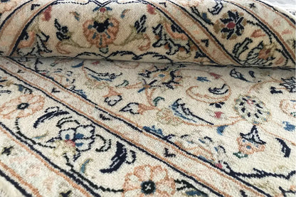 Keshan - Beige (148x98 cm) - German Carpet Shop