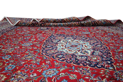 Keshan - Rot (361x250 cm) - German Carpet Shop