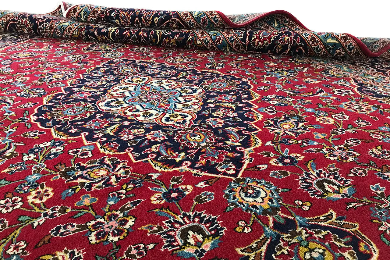 Keshan - Rot (353x247 cm) - German Carpet Shop