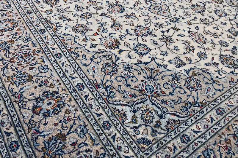Keshan - Beige (349x242cm) - German Carpet Shop